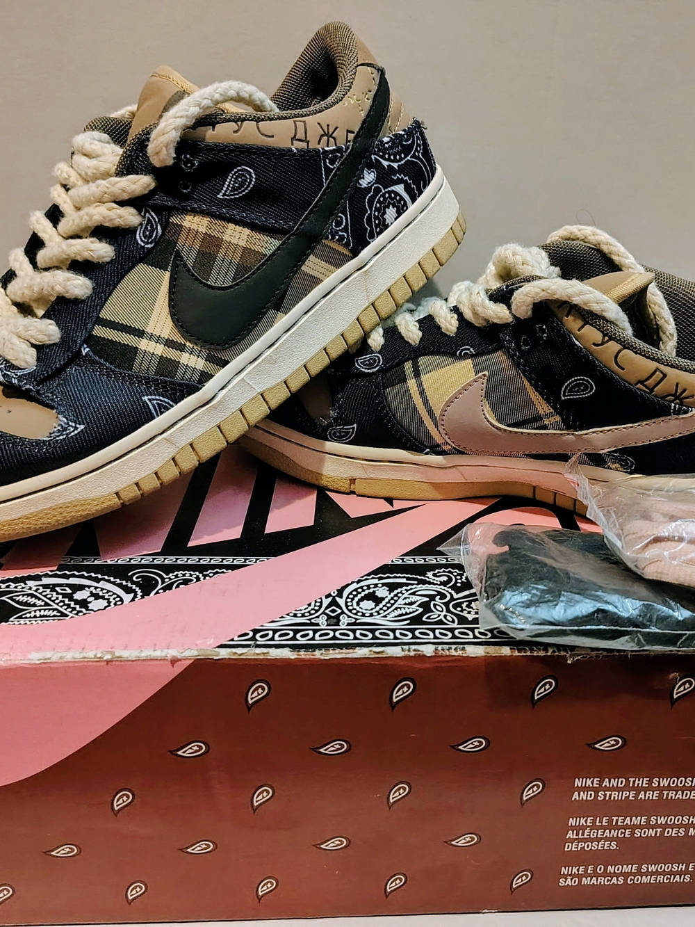 Travis Scott Nike Cactus Jack Size 7